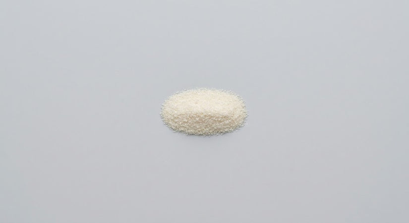 Vitamin E in powder form